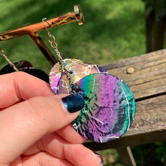 Rainbow Shell Splatter Paint Dangle Earrings - Picture 11 of 13
